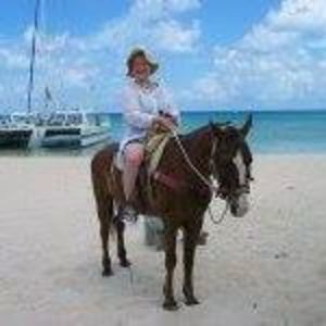 Meet your Posher, Lynne